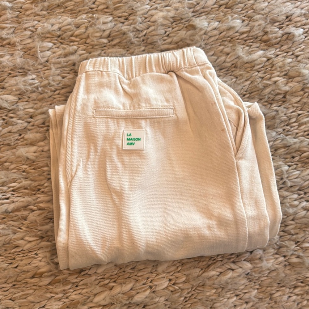 Women’s American Vintage- New Season- bought in Florence, Italy. Cream Bottoms